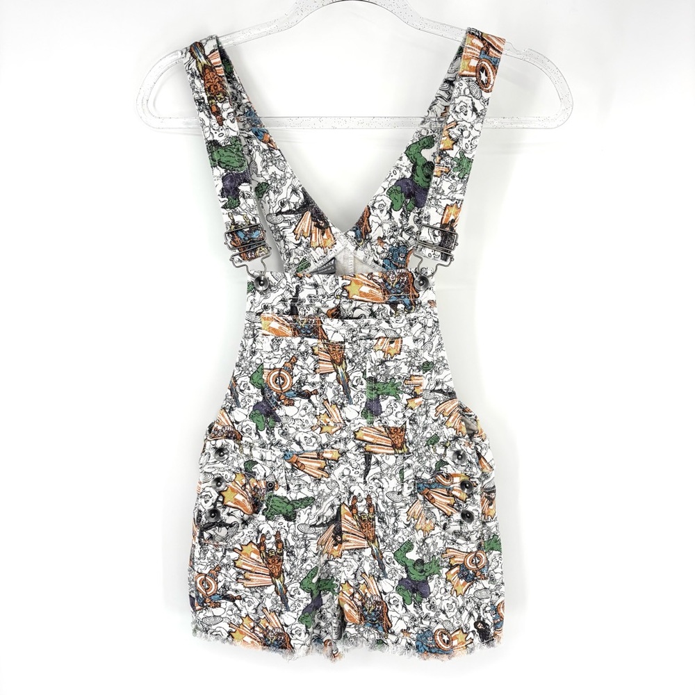 Her Universe Marvel‎ Comic Shorts Overalls Size Small
